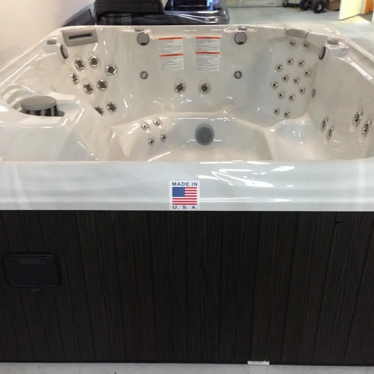 Artesian Spas 965L Deluxe Class South Seas Portable Hot Tub