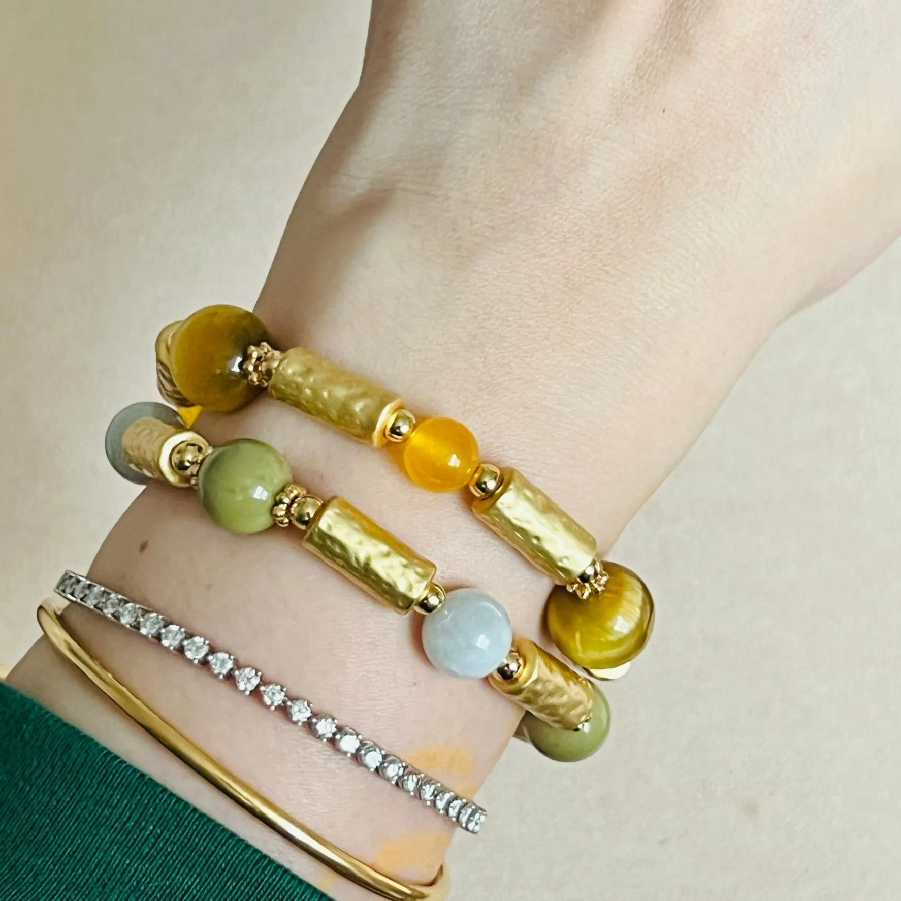 Lucky 6 Tigereye & Chalcedony Bracelet