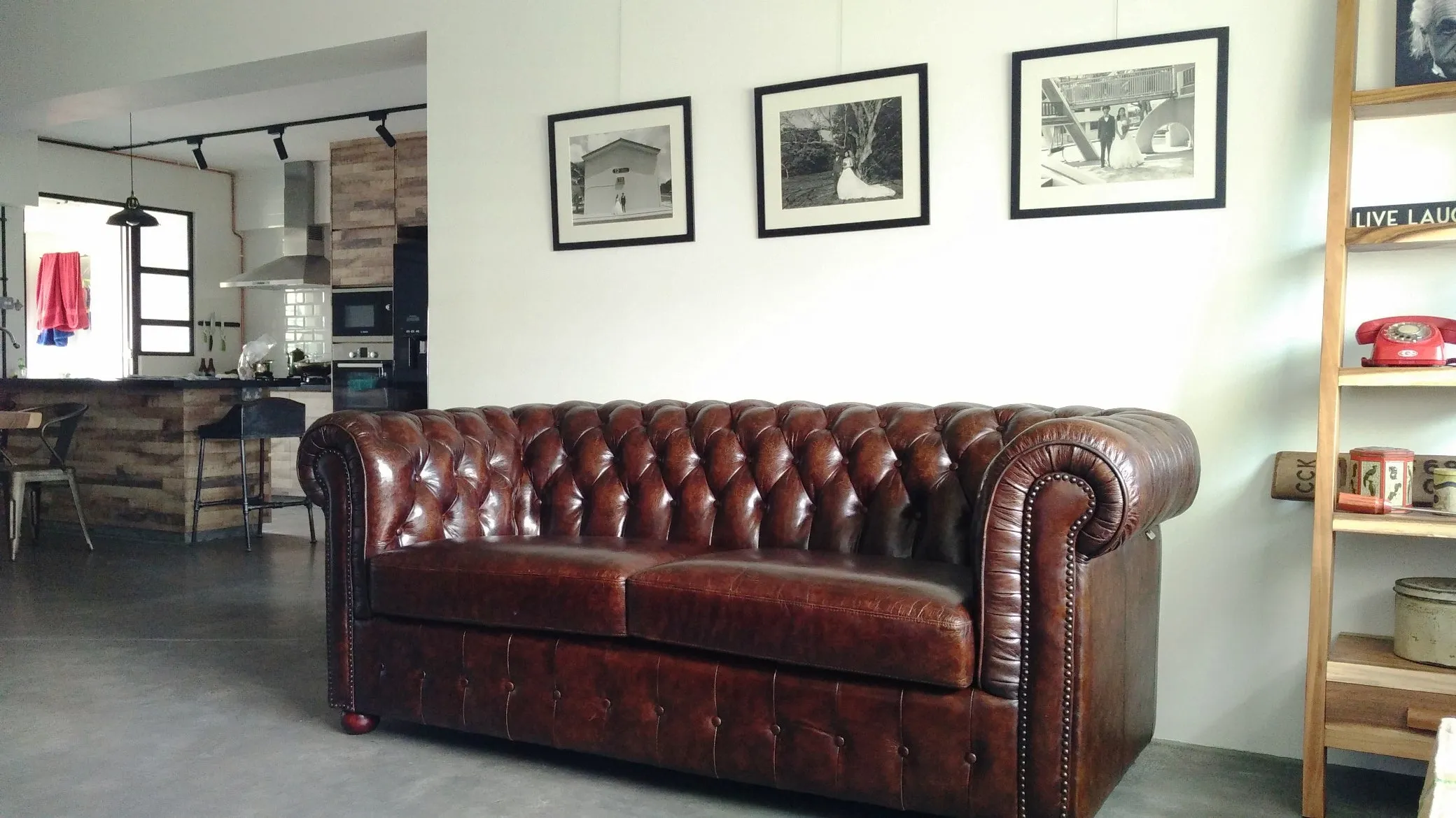 SANDRINGHAM CHESTERFIELD SOFA